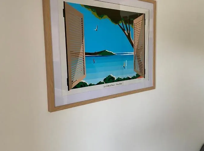 Santorini Hyerois * Hyères